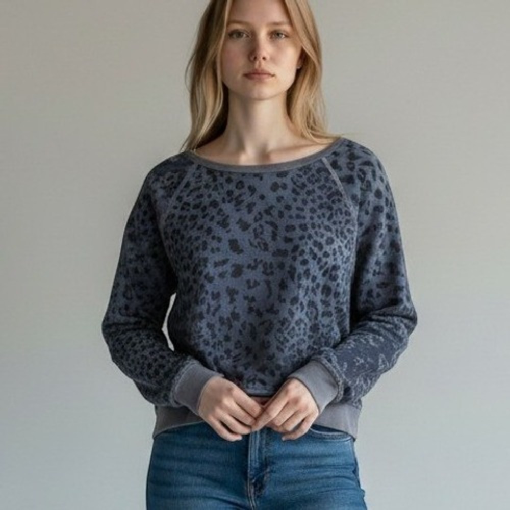 Current/Elliott REVOLVE Sweatshirt Womens 3 L Distressed Blue‎ Cheetah Leopard